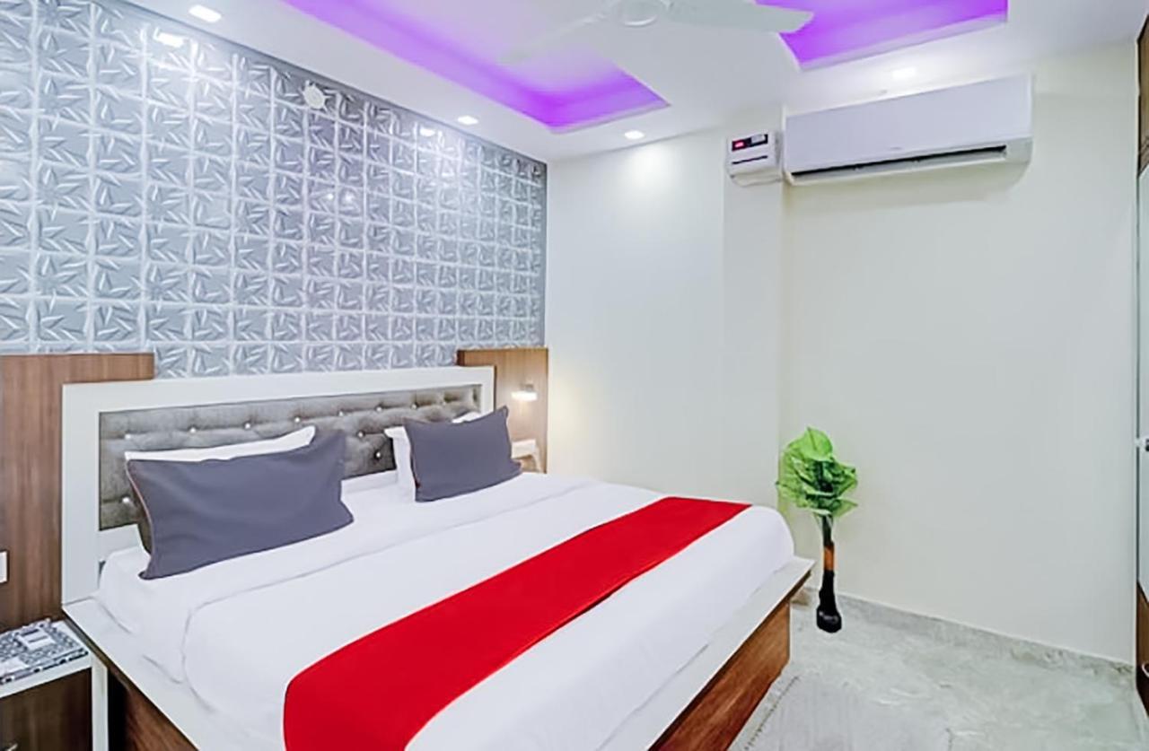 Eco - Near Anand Vihar Hotel